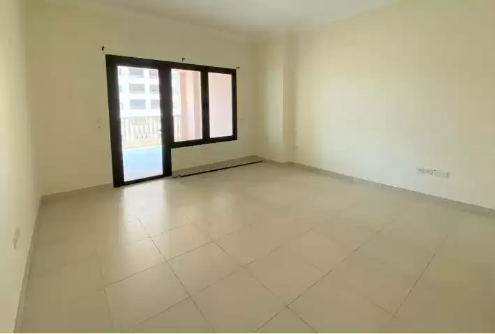 yerleşim Hazır Mülk 1 yatak odası S/F Apartman  kiralık içinde Al Sadd , Doha #13989 - 1  image 
